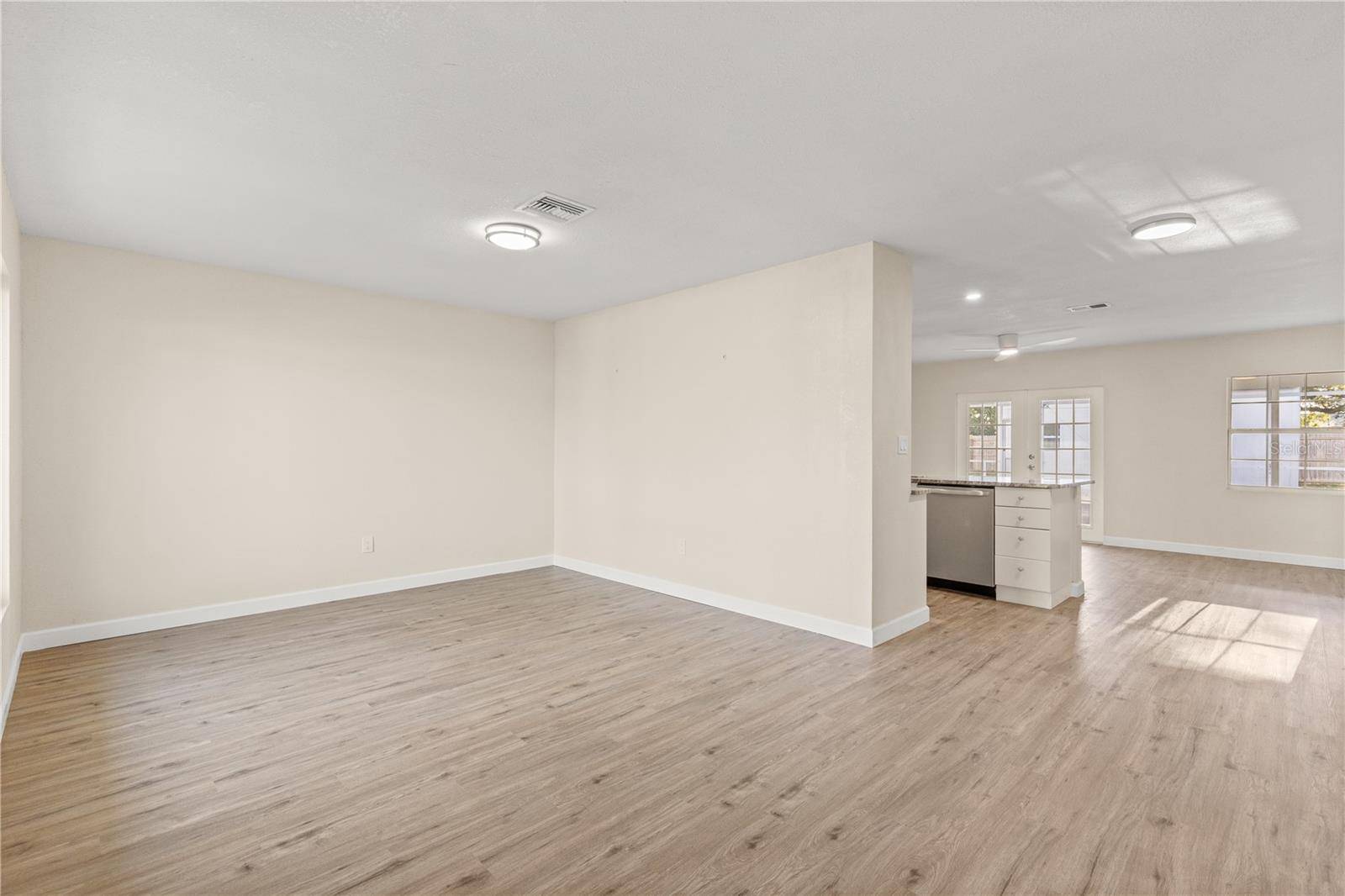Port Charlotte, FL 33948,2070 CARPETGREEN ST