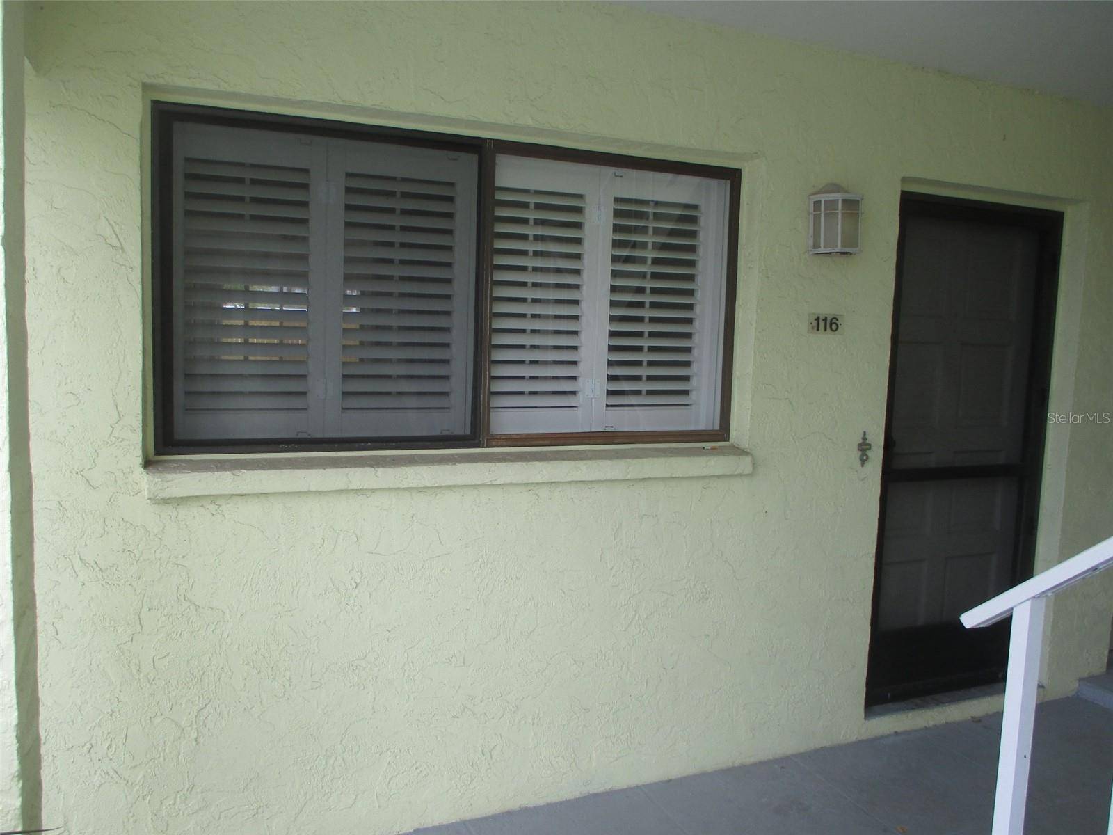 Sarasota, FL 34242,6703 MIDNIGHT PASS RD #116