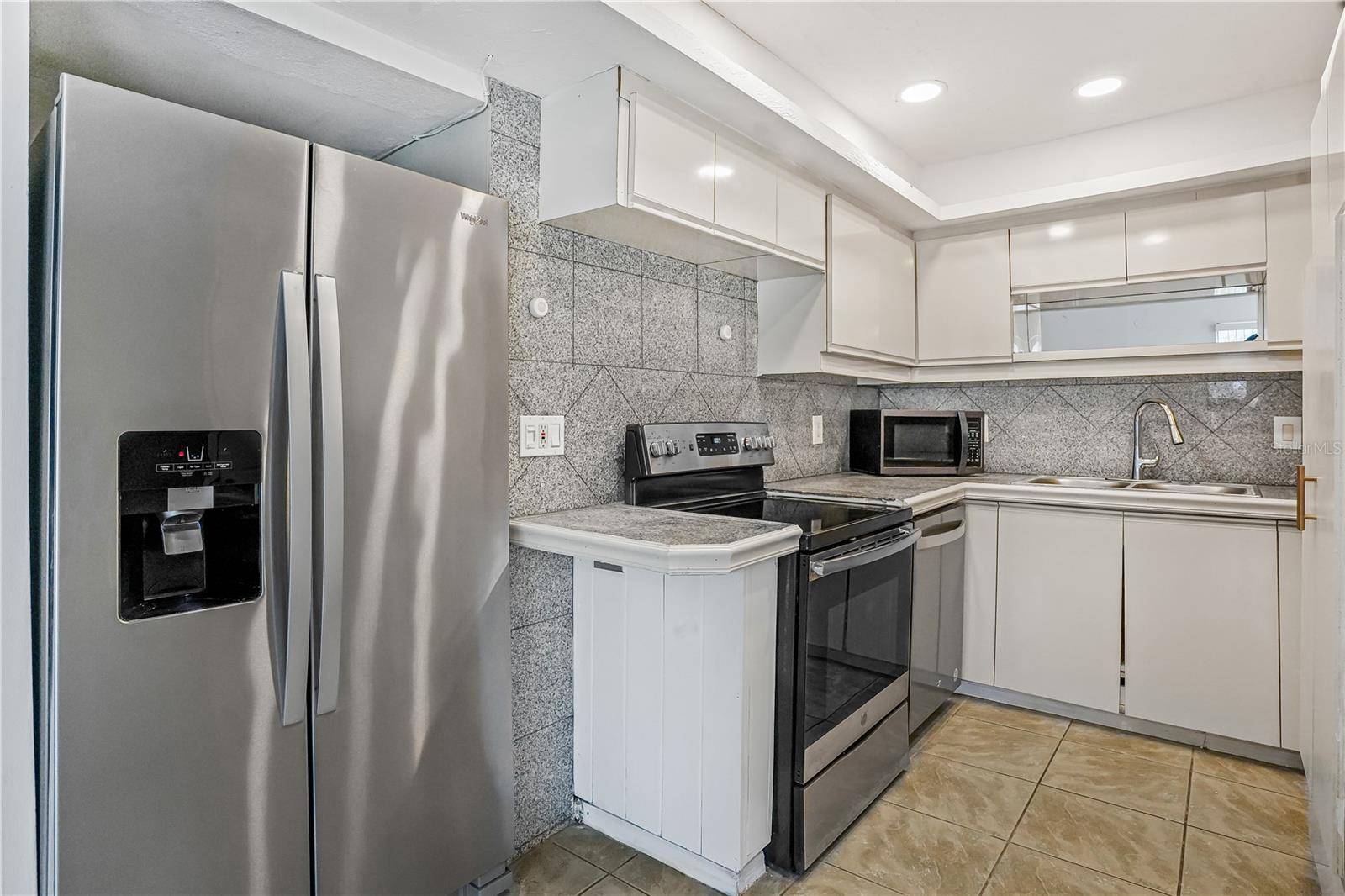 Sarasota, FL 34232,232 BARLOW AVE #39