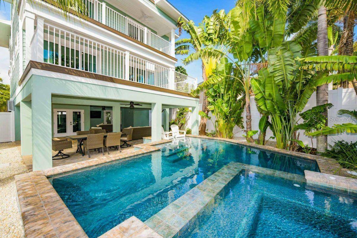 Sarasota, FL 34242,336 AVENIDA DE MAYO