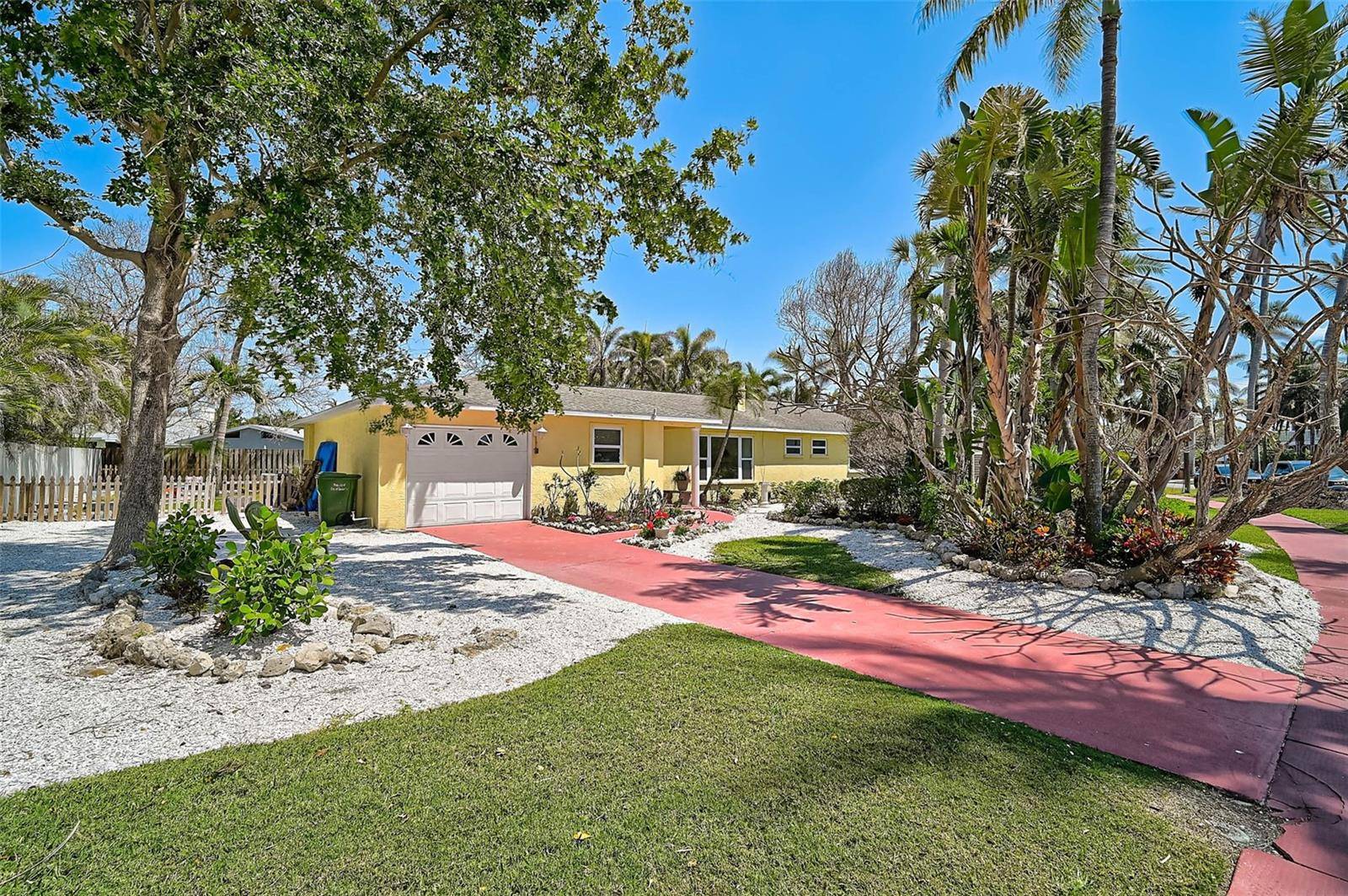 Sarasota, FL 34236,322 S WASHINGTON DR