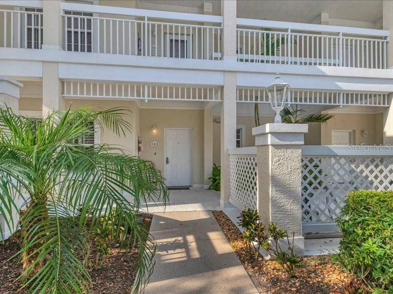 Bradenton, FL 34210,3706 54TH DR W #103