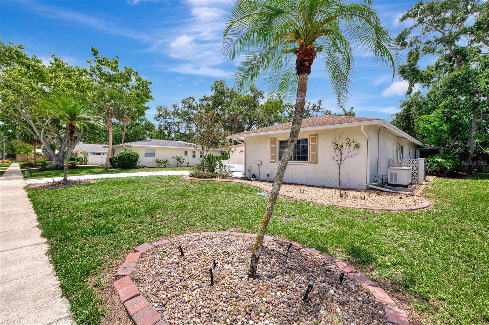 Sarasota, FL 34231,2924 VALLEY FORGE ST