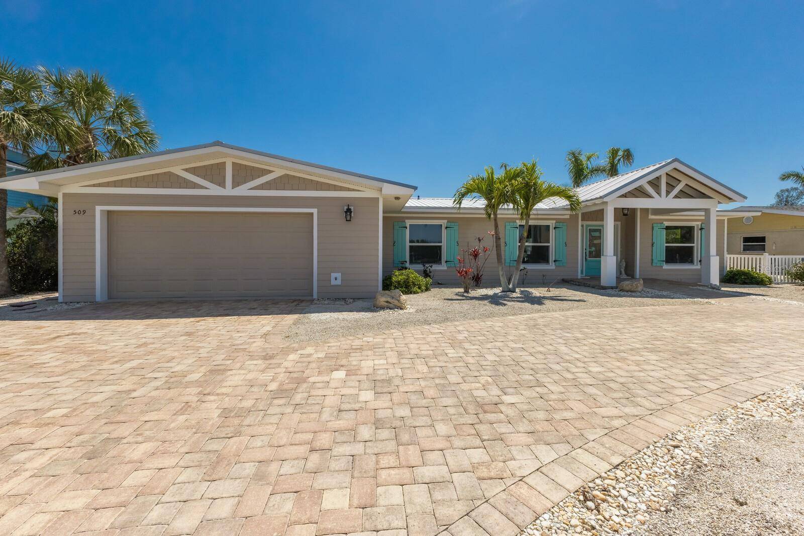 Holmes Beach, FL 34217,509 77TH ST