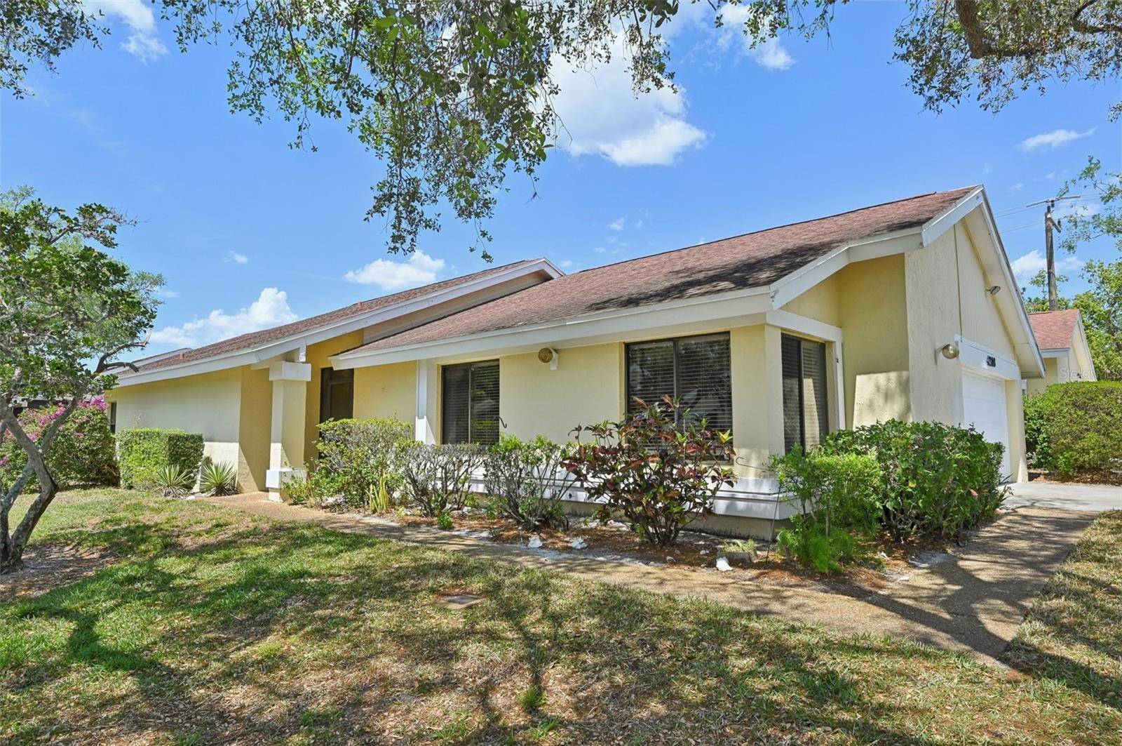 Sarasota, FL 34241,4203 CARRIAGE DR #27