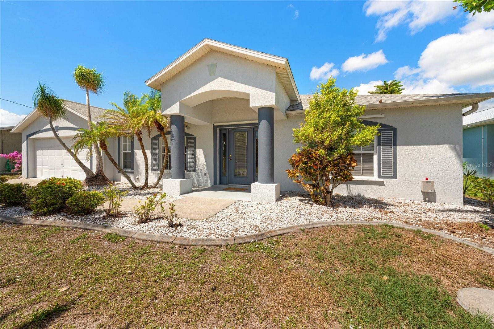 Port Charlotte, FL 33948,4219 EASTLAKE CT