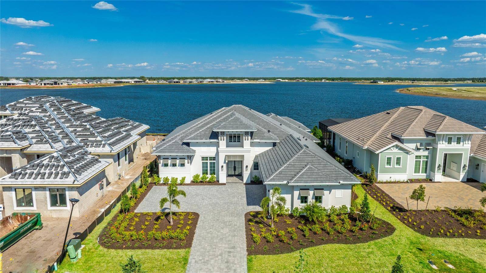 Sarasota, FL 34240,600 BLUE SHELL LOOP
