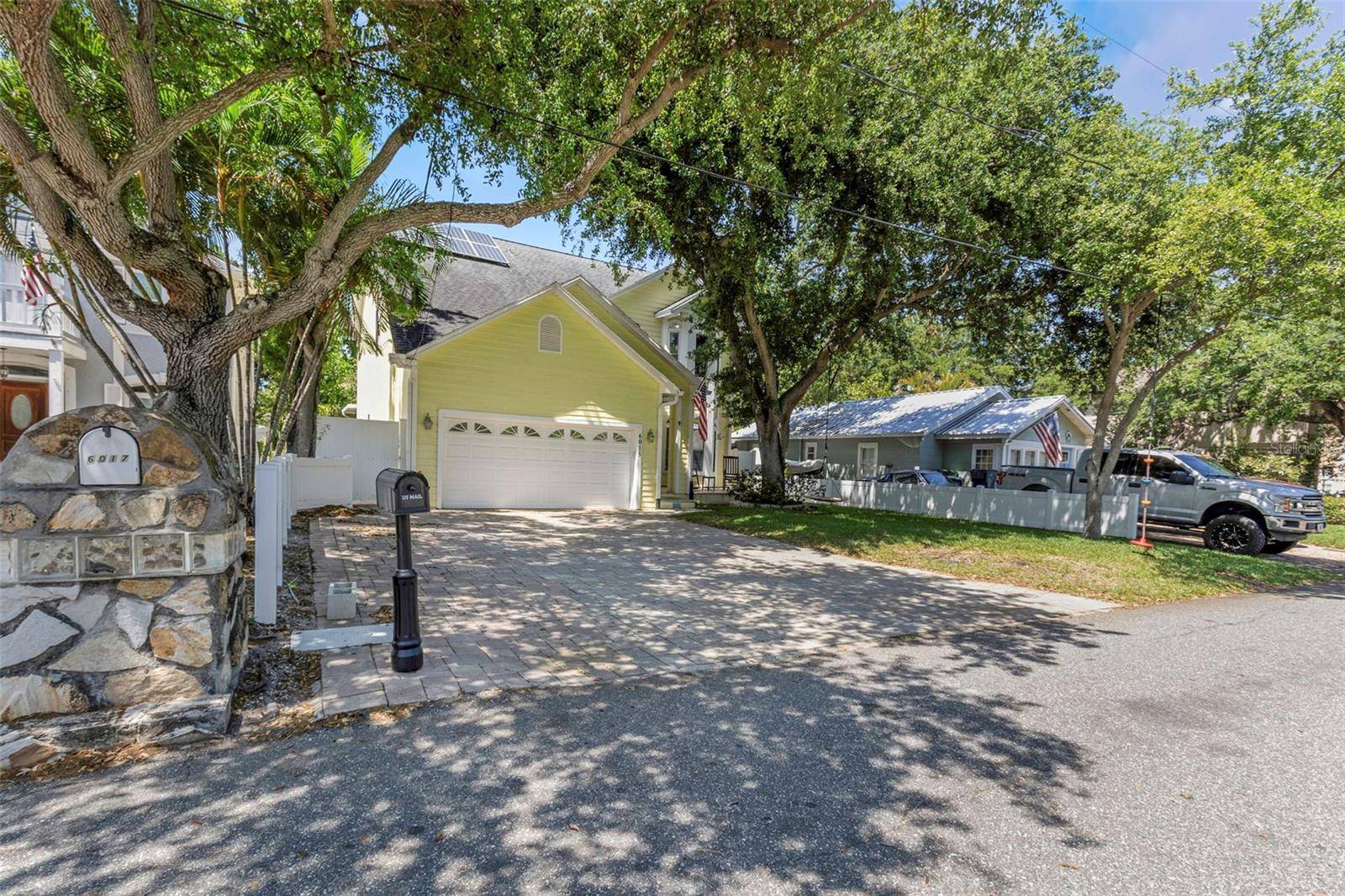 Tampa, FL 33611,6015 S ELKINS AVE