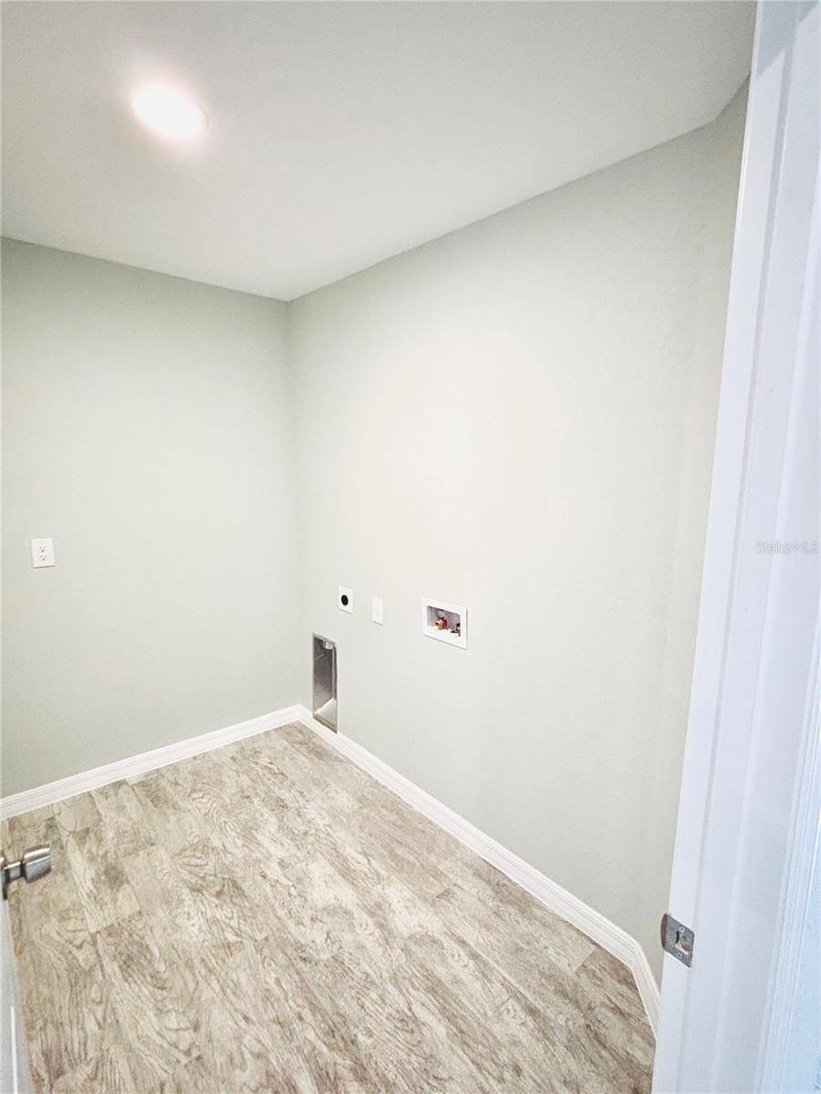 Port Charlotte, FL 33981,5113 RILKE LN