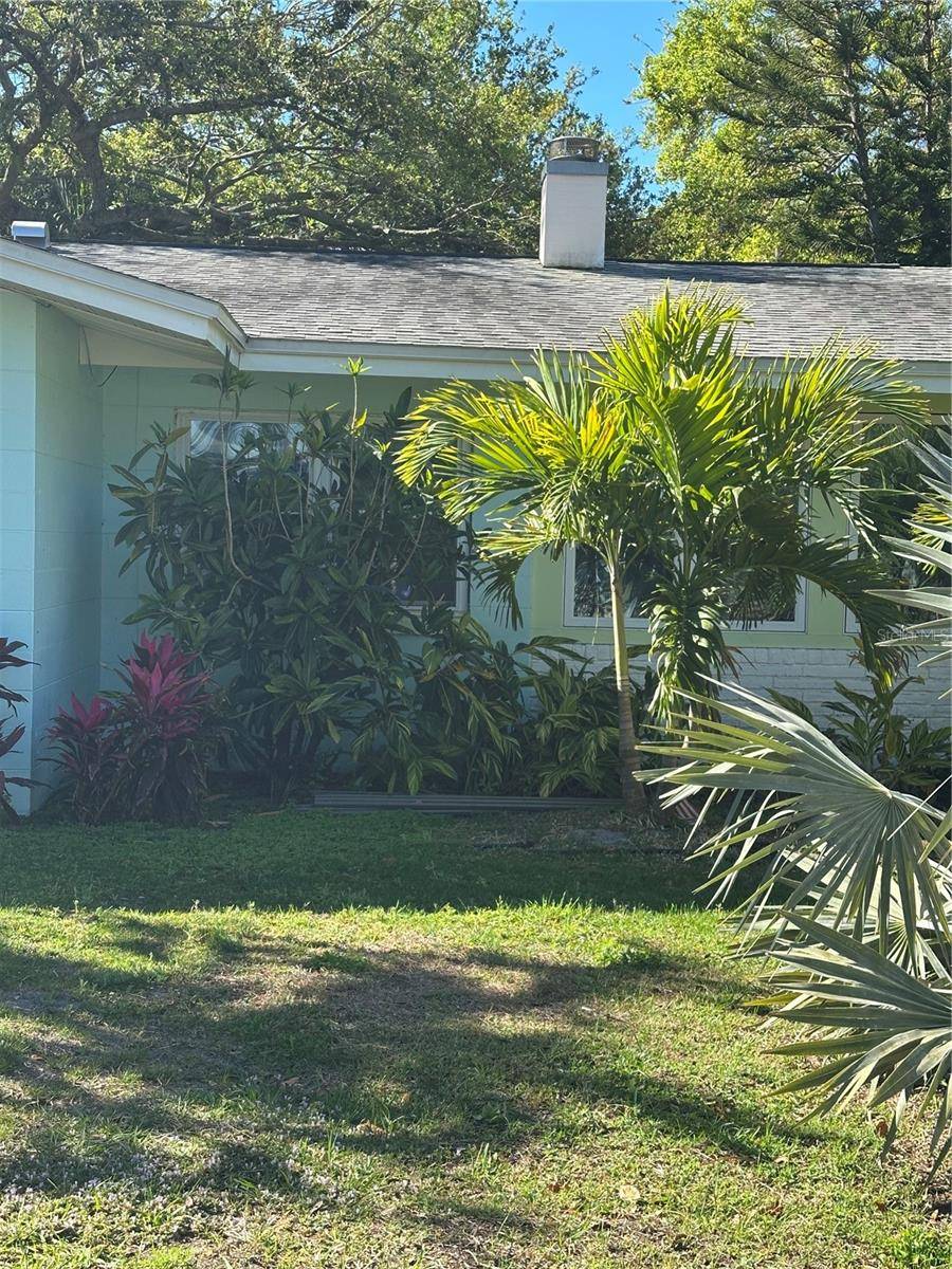 Sarasota, FL 34234,728 41ST ST ST