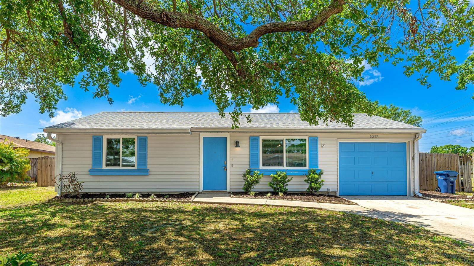 Sarasota, FL 34234,2237 LOCKWOOD MEADOWS CIR