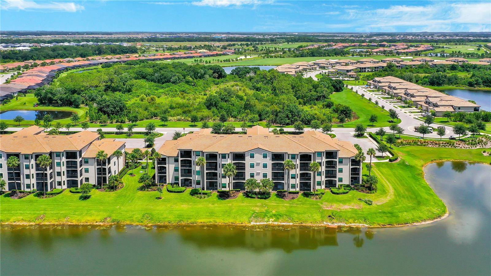 Bradenton, FL 34211,17118 VARDON TER #405