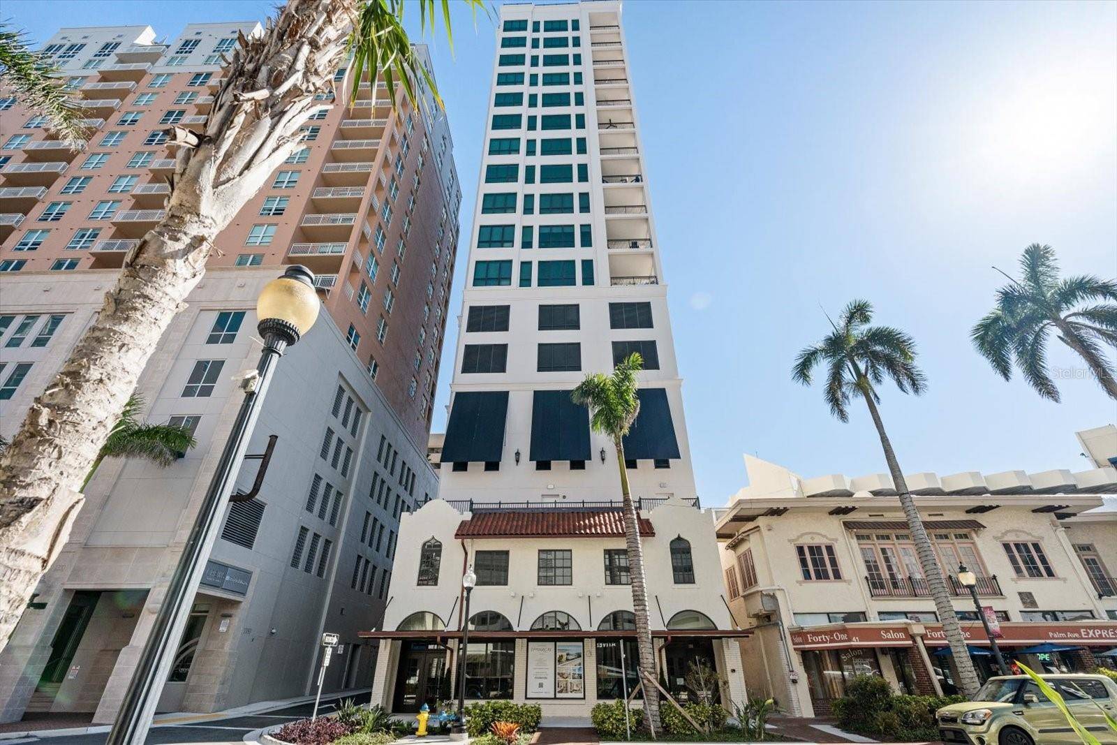 Sarasota, FL 34236,33 S PALM #1103