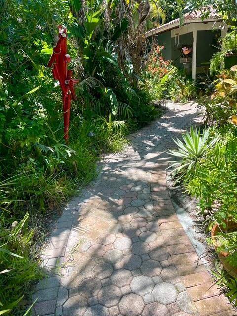Longboat Key, FL 34228,501 SLOOP LN
