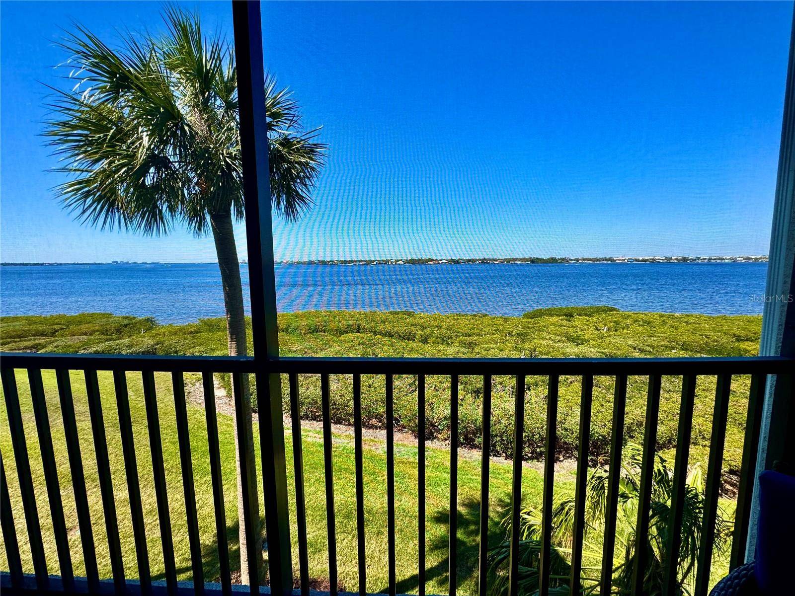 Bradenton, FL 34208,1020 TIDEWATER SHORES LOOP #304