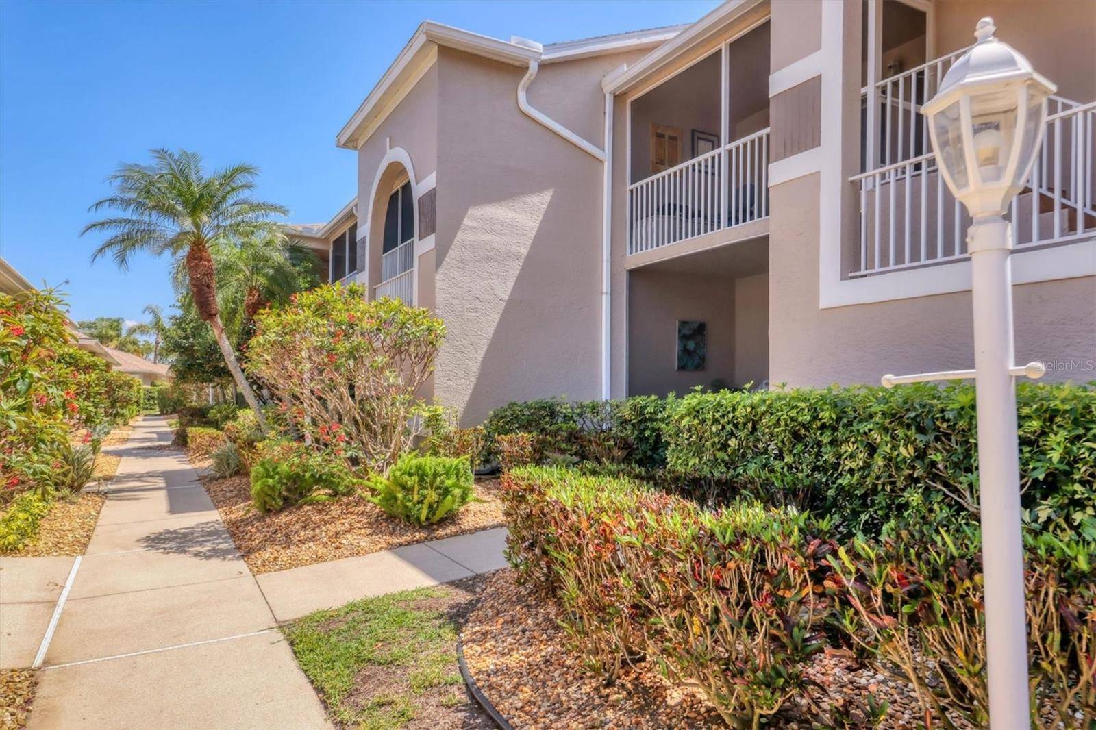 Sarasota, FL 34238,9641 CASTLE POINT DR #1215