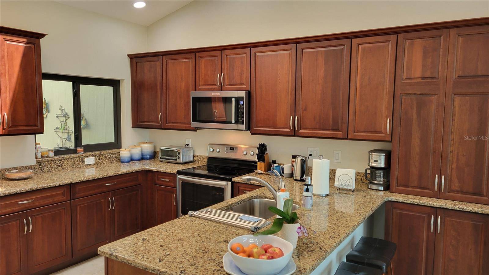 Longboat Key, FL 34228,2339 HARBOUR OAKS DR