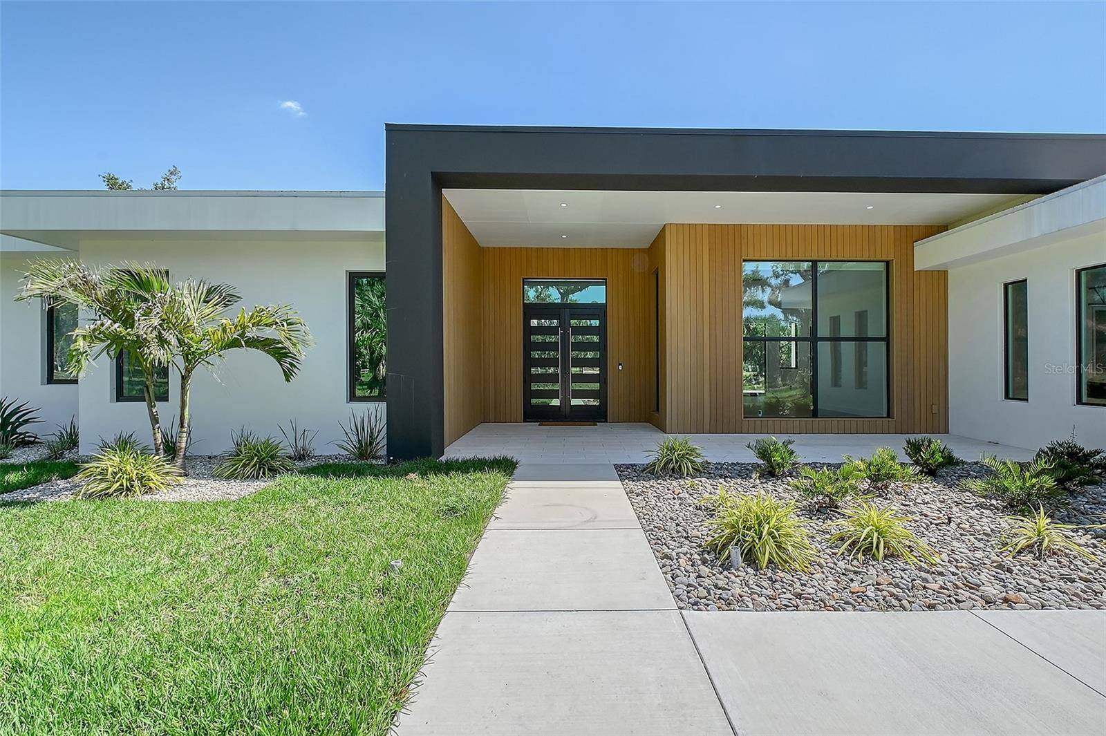 Sarasota, FL 34241,7200 CHAMELEON WAY