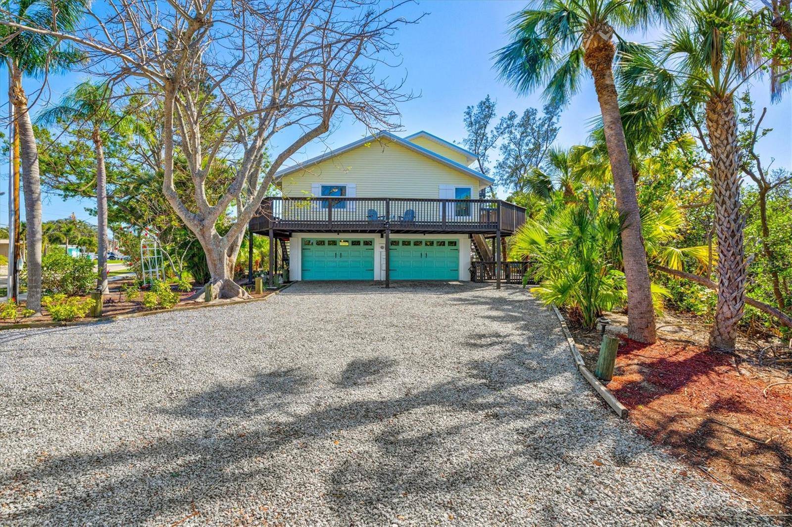 Holmes Beach, FL 34217,234 85TH ST