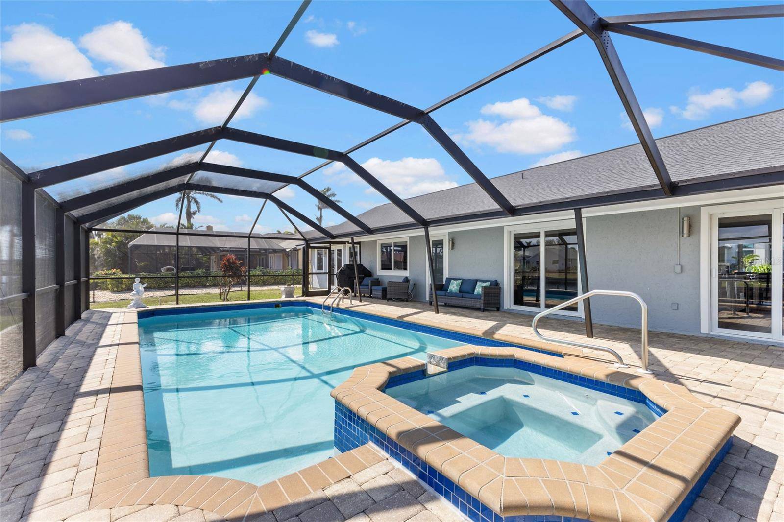 Port Charlotte, FL 33948,4196 EASTLAKE CT