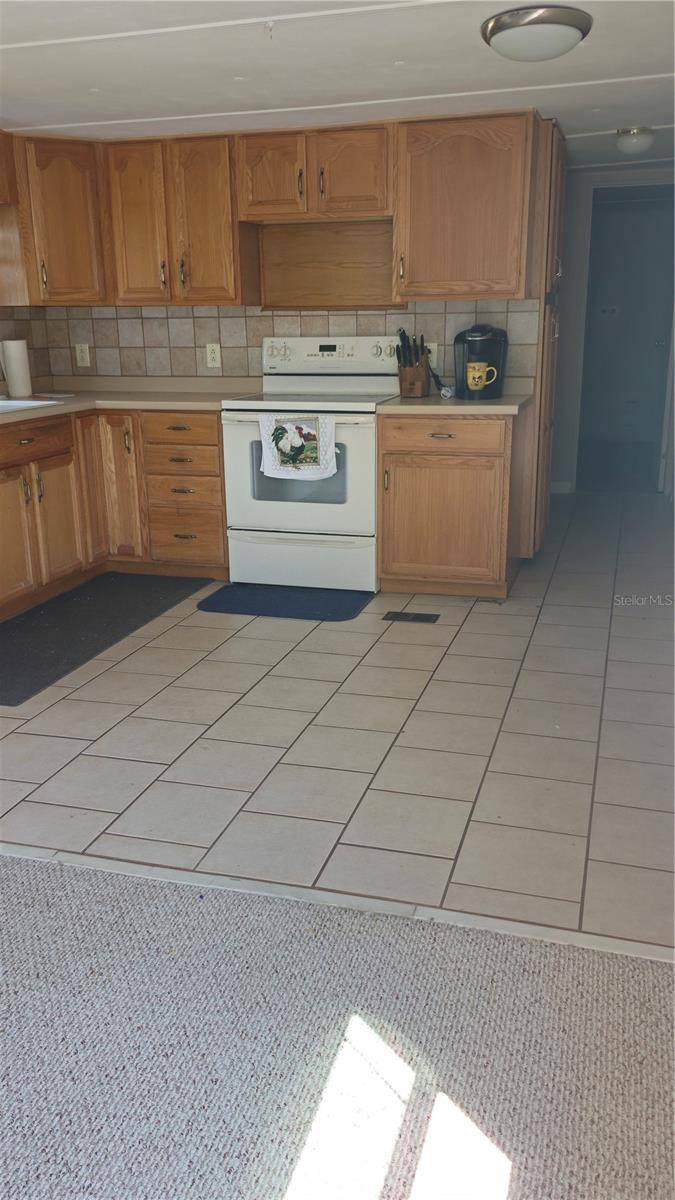 Palmetto, FL 34221,476 CHURCH RD