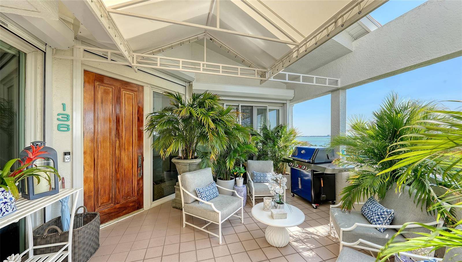 Longboat Key, FL 34228,340 GULF OF MEXICO DR #136