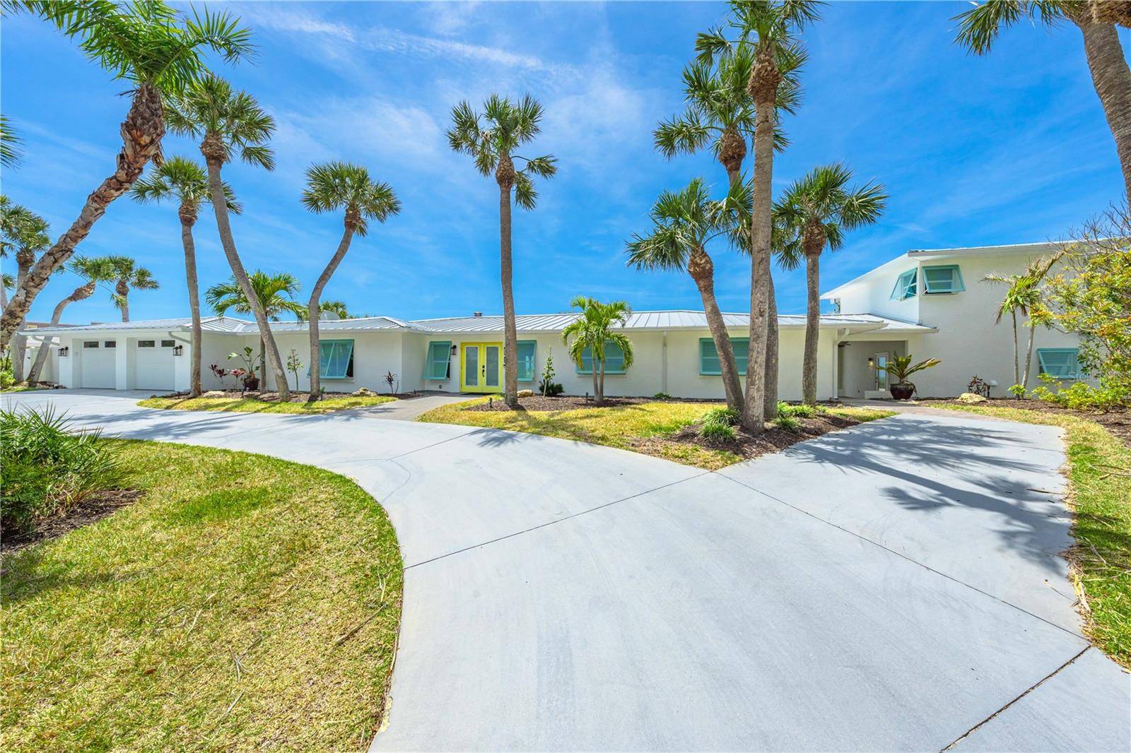 Englewood, FL 34223,722 N MANASOTA KEY RD