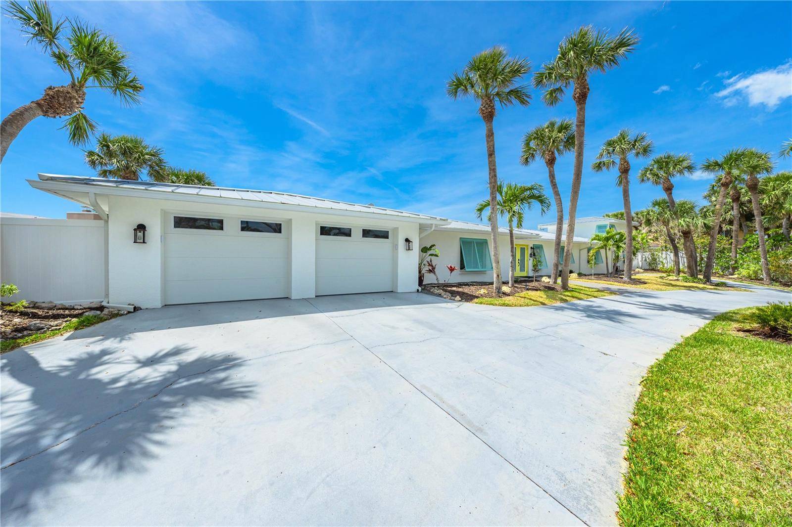 Englewood, FL 34223,722 N MANASOTA KEY RD