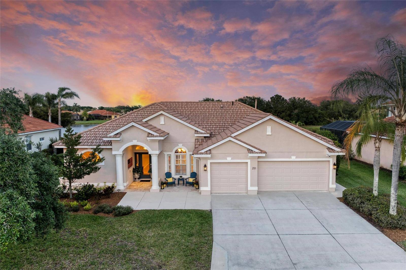 Bradenton, FL 34212,251 DOVE TRL