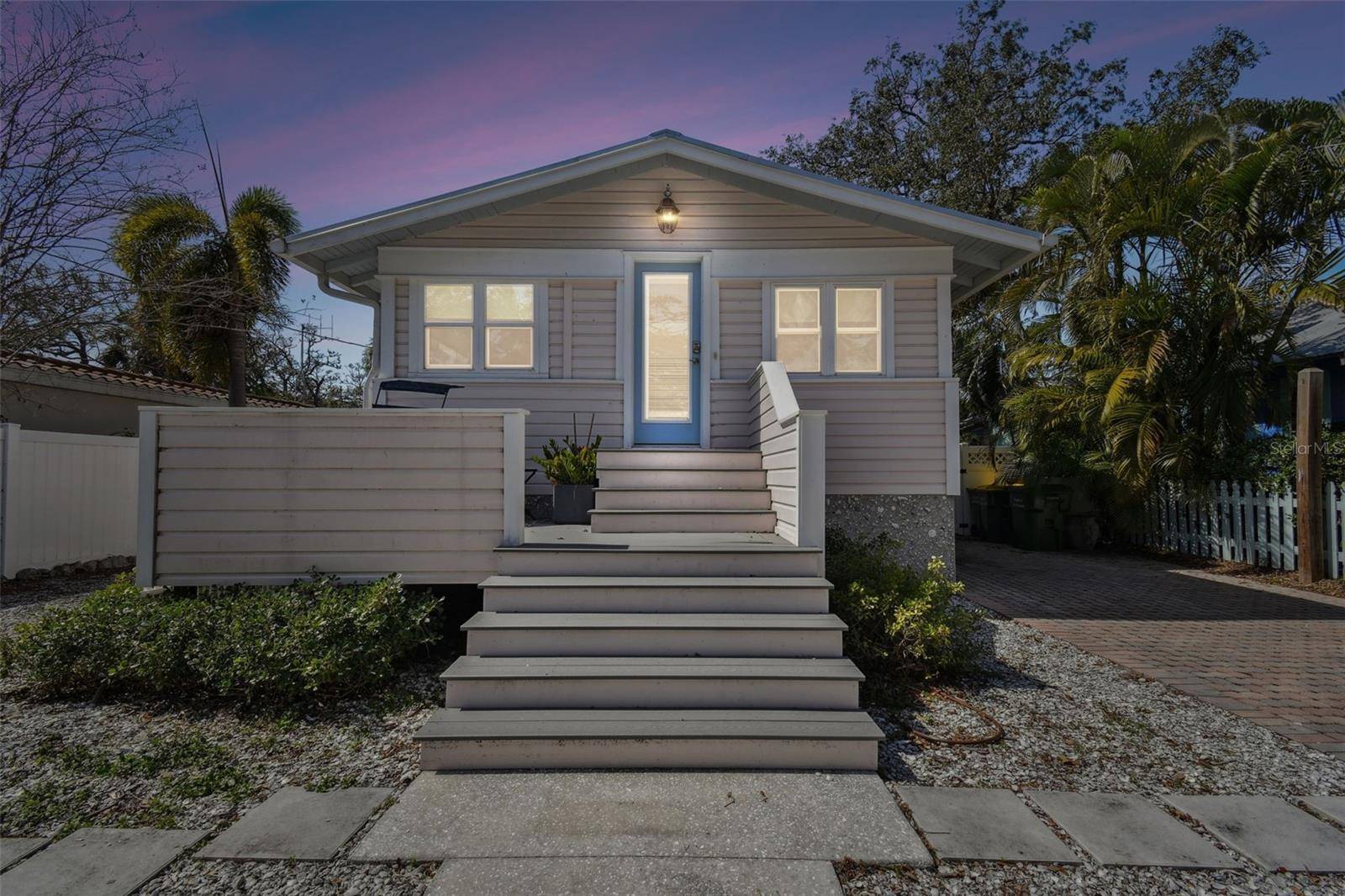 Sarasota, FL 34236,652 OHIO PL