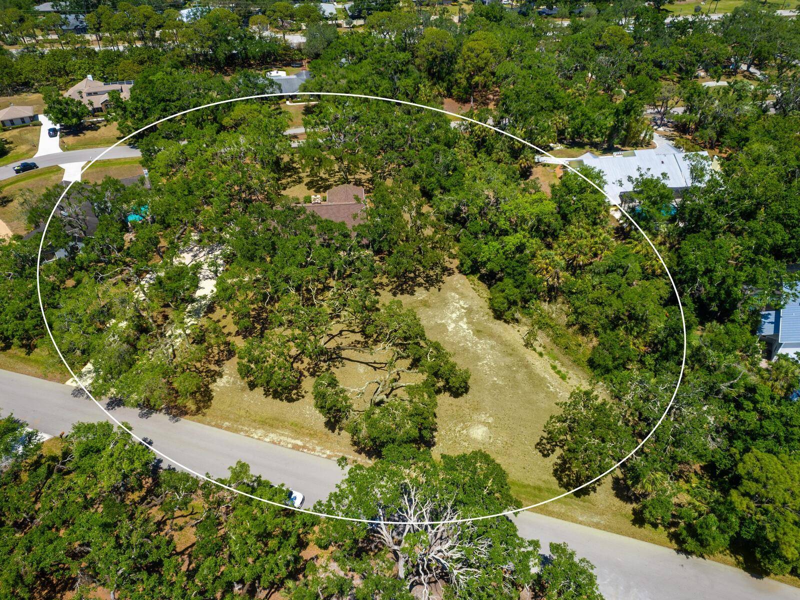 Sarasota, FL 34232,4917 HIDDEN OAKS TRL