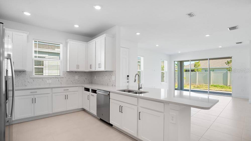 Port Charlotte, FL 33953,16114 IVY RIDGE CT