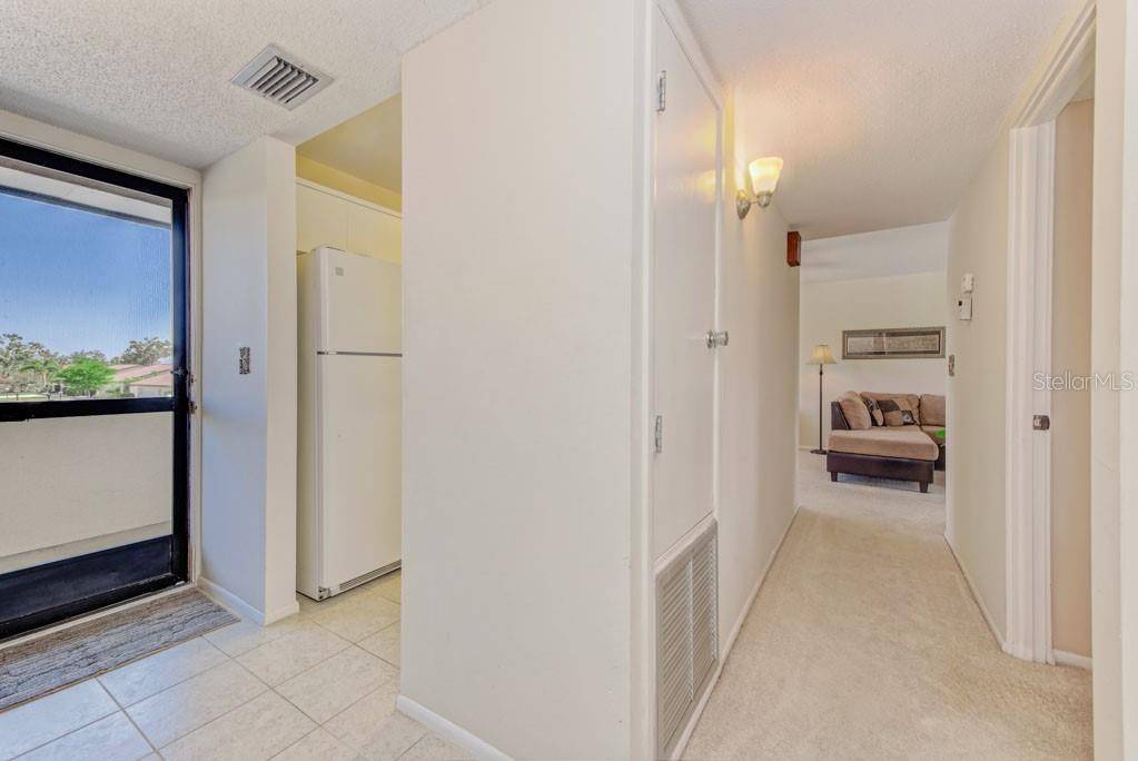 Sarasota, FL 34232,3690 PINECREST ST #124