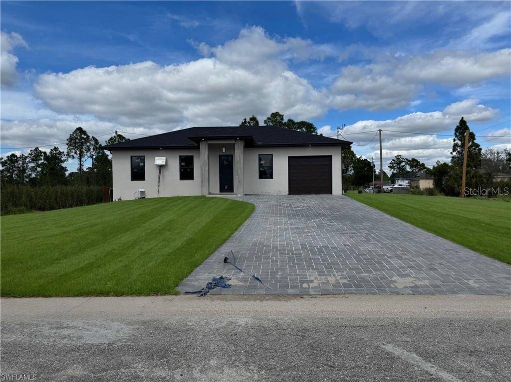 Lehigh Acres, FL 33972,607 E 8TH ST
