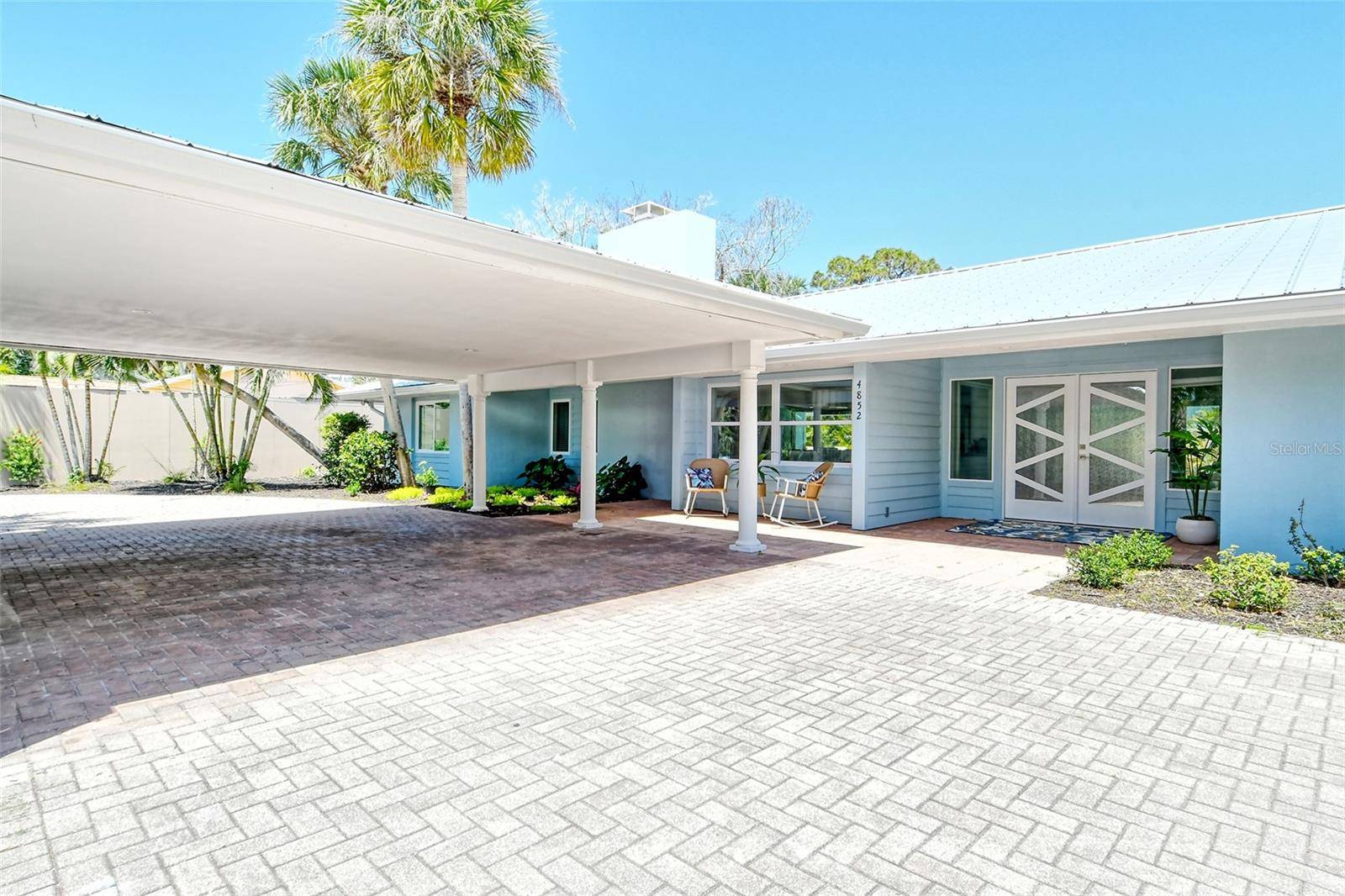 Sarasota, FL 34242,4852 FEATHERBED LN