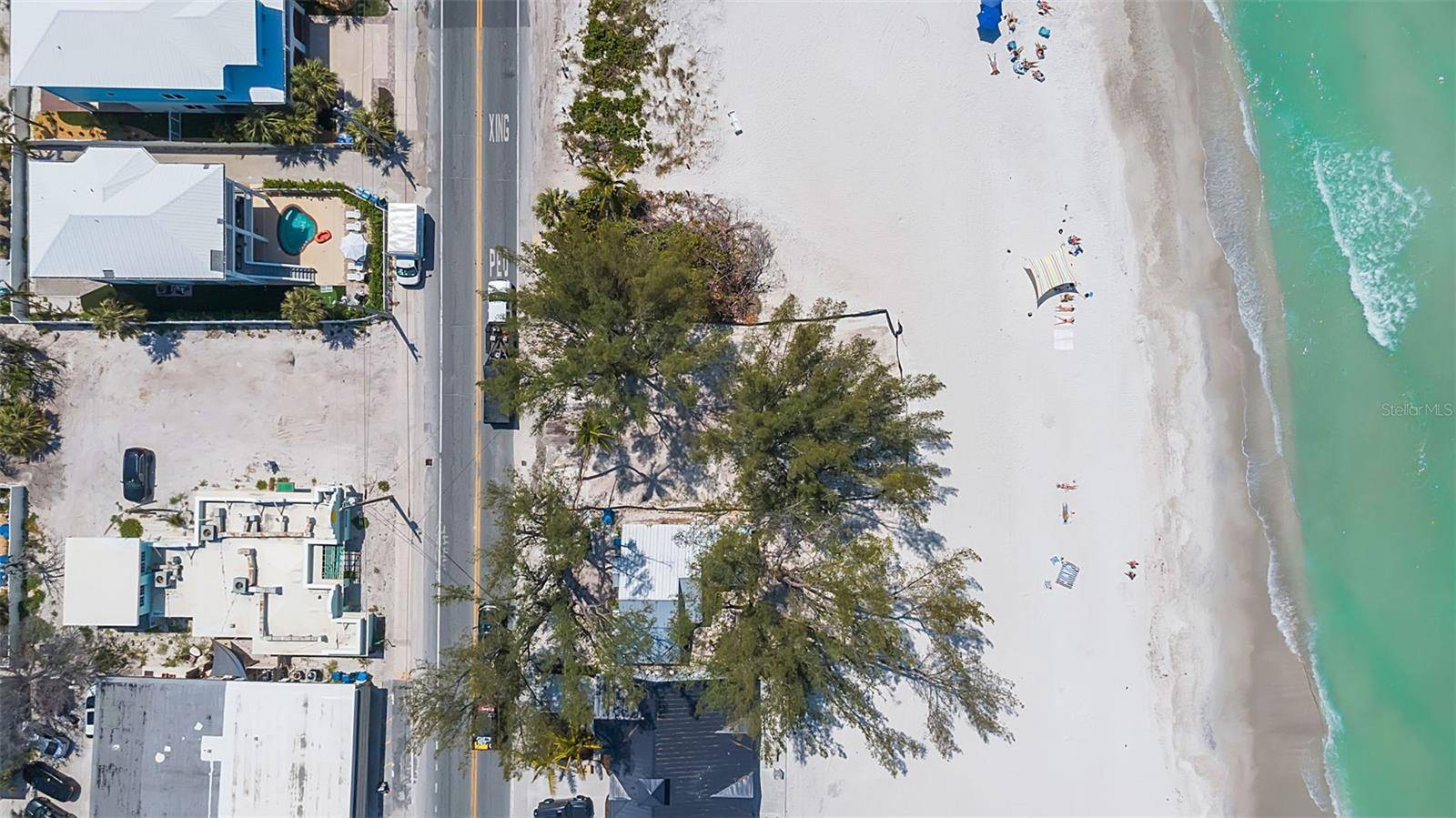Bradenton Beach, FL 34217,2214 GULF DR N