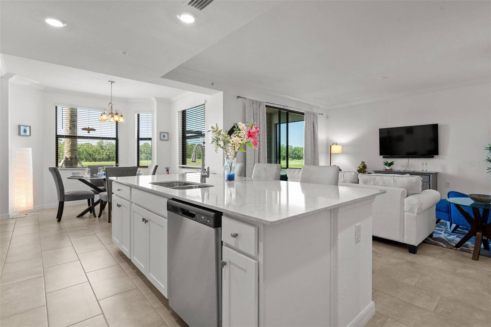 Bradenton, FL 34211,17902 GAWTHROP DR #107