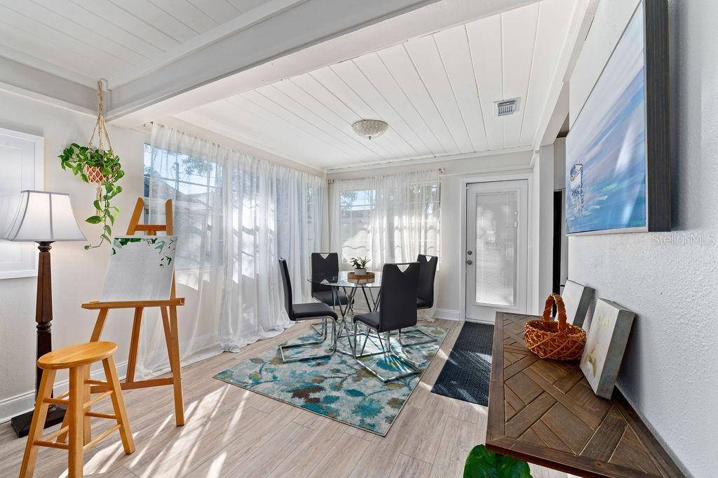 Sarasota, FL 34237,2676 MARTIN ST