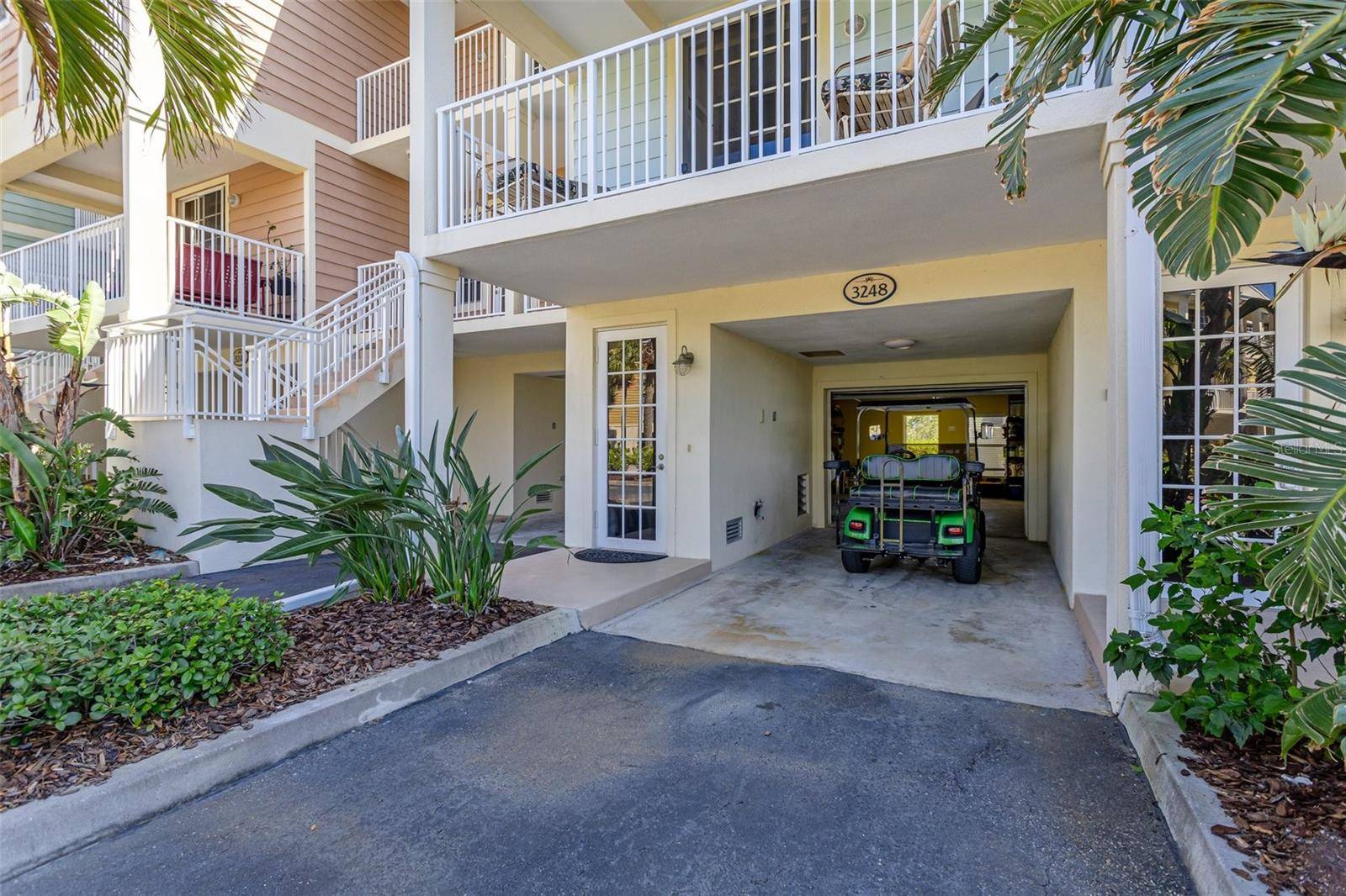 Ruskin, FL 33570,3248 MANGROVE POINT DR