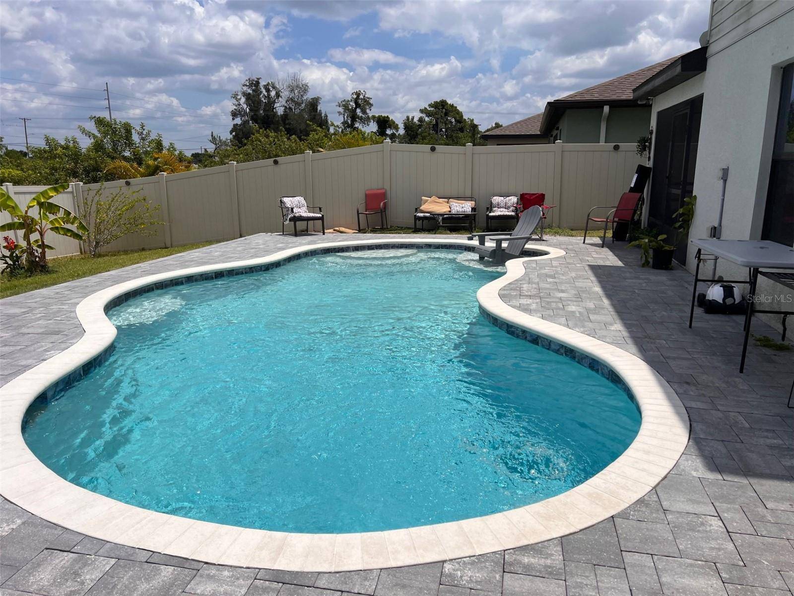 Ruskin, FL 33570,1118 WYNNMERE WALK AVE