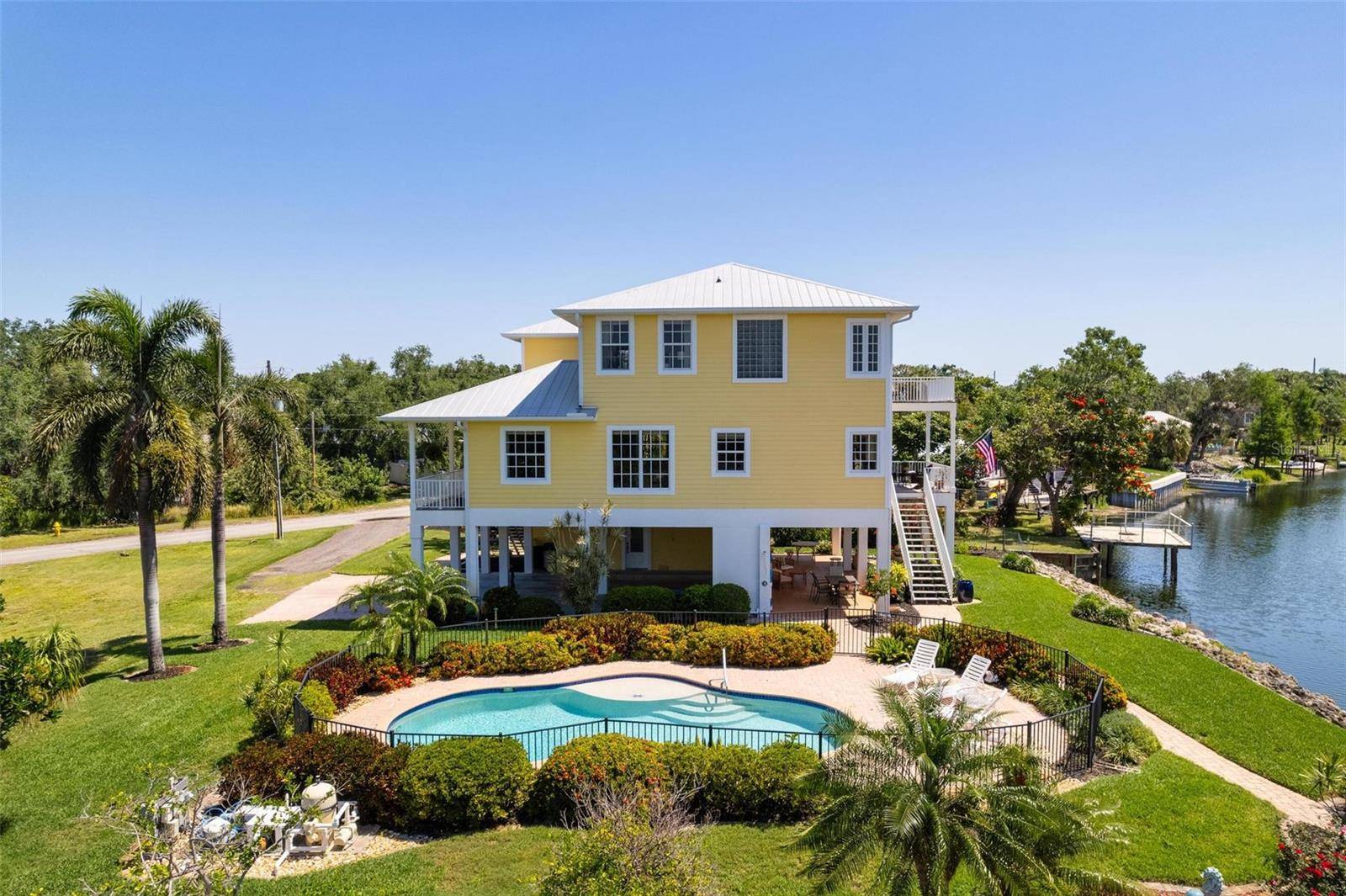 Bradenton, FL 34203,6802 68TH AVE E