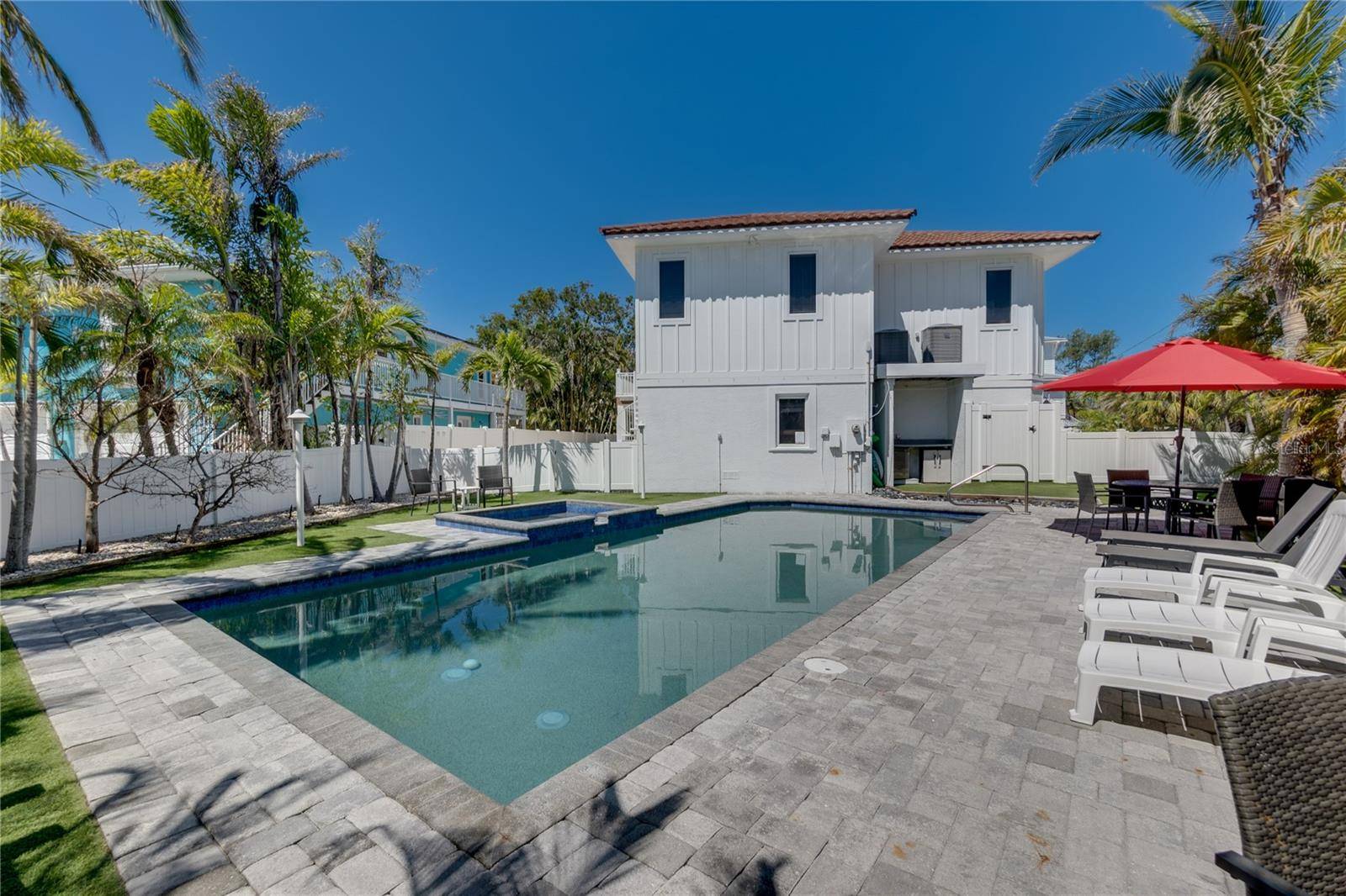 Anna Maria, FL 34216,803 GLADIOLUS ST