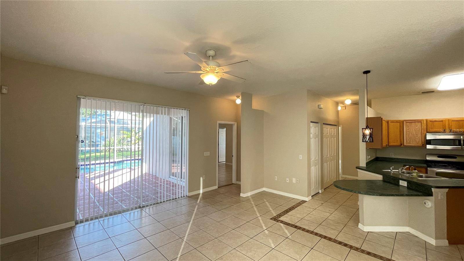 Lakewood Ranch, FL 34202,6214 WHITE CLOVER CIR