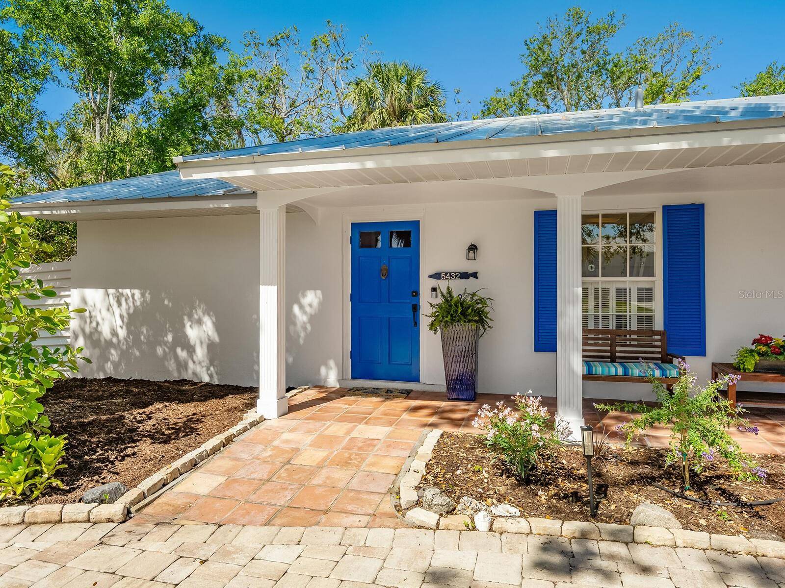 Sarasota, FL 34242,5432 CAPE LEYTE DR