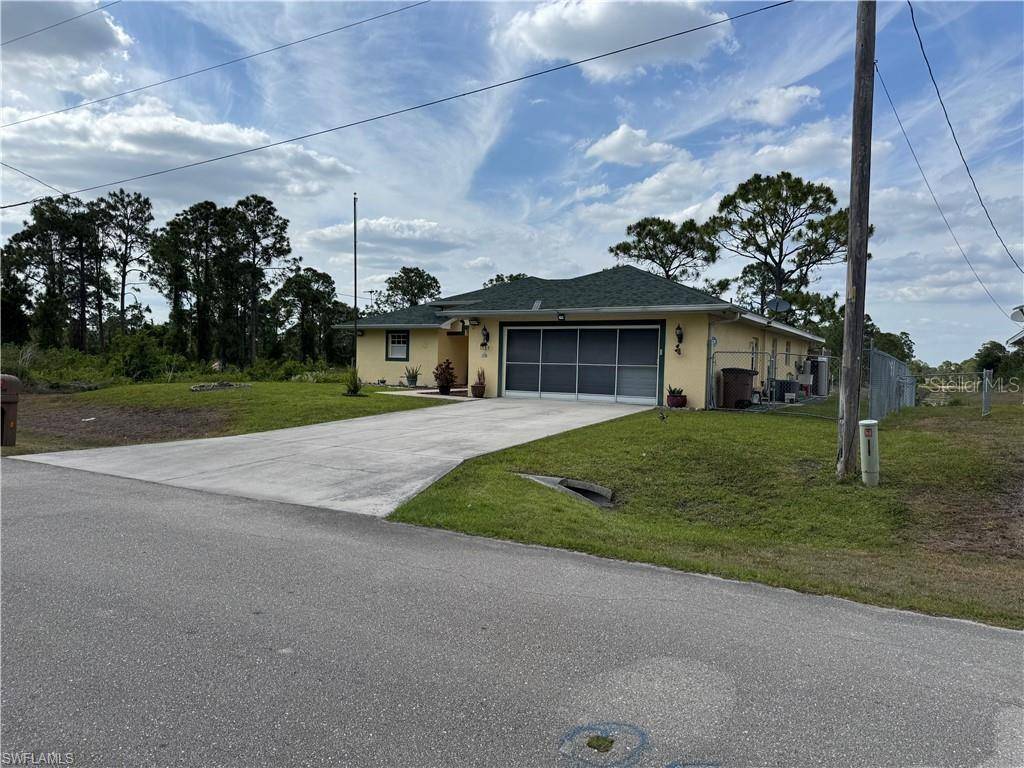 Lehigh Acres, FL 33974,1127 FOGGIA ST E