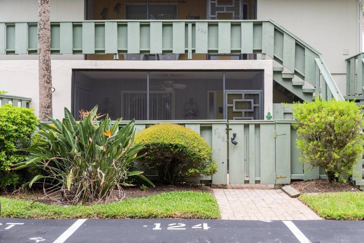Holmes Beach, FL 34217,600 MANATEE AVE #124
