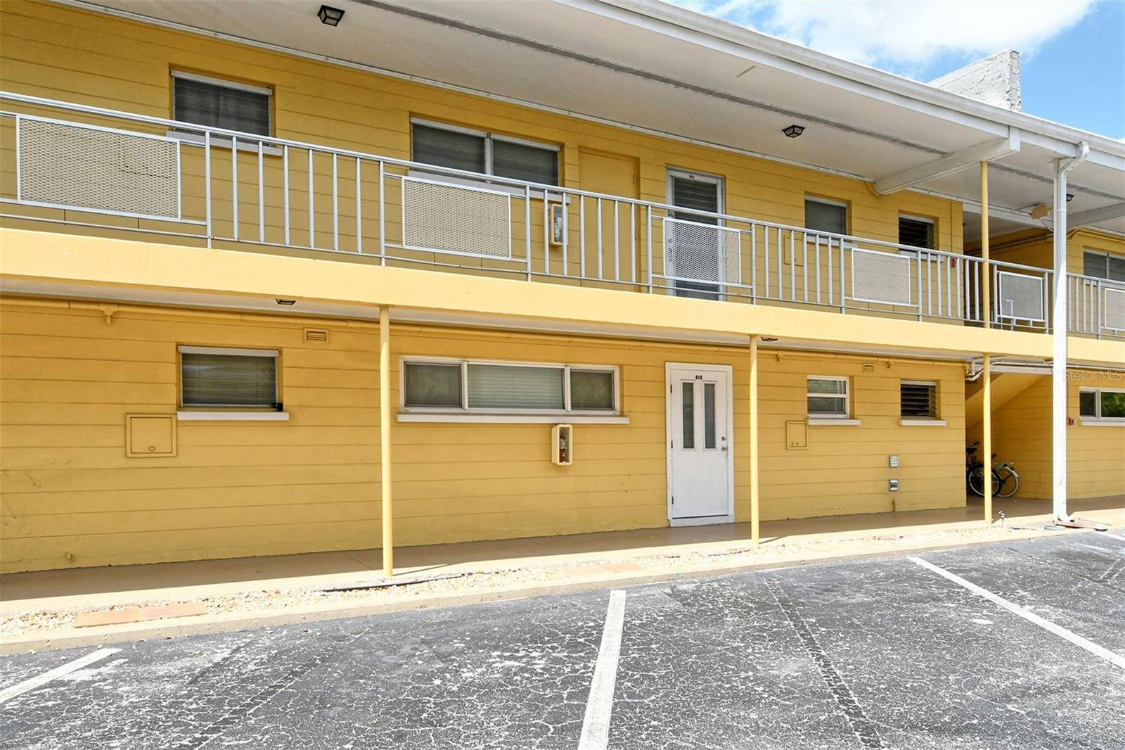 Sarasota, FL 34237,2155 WOOD ST #A10