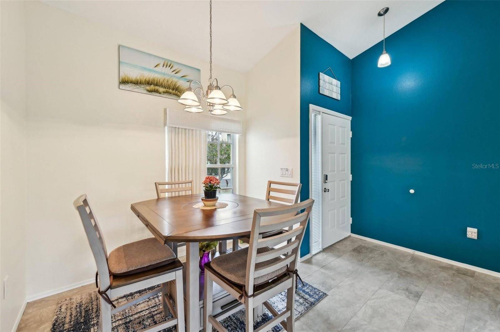Bradenton, FL 34203,6330 GREEN OAK CIR