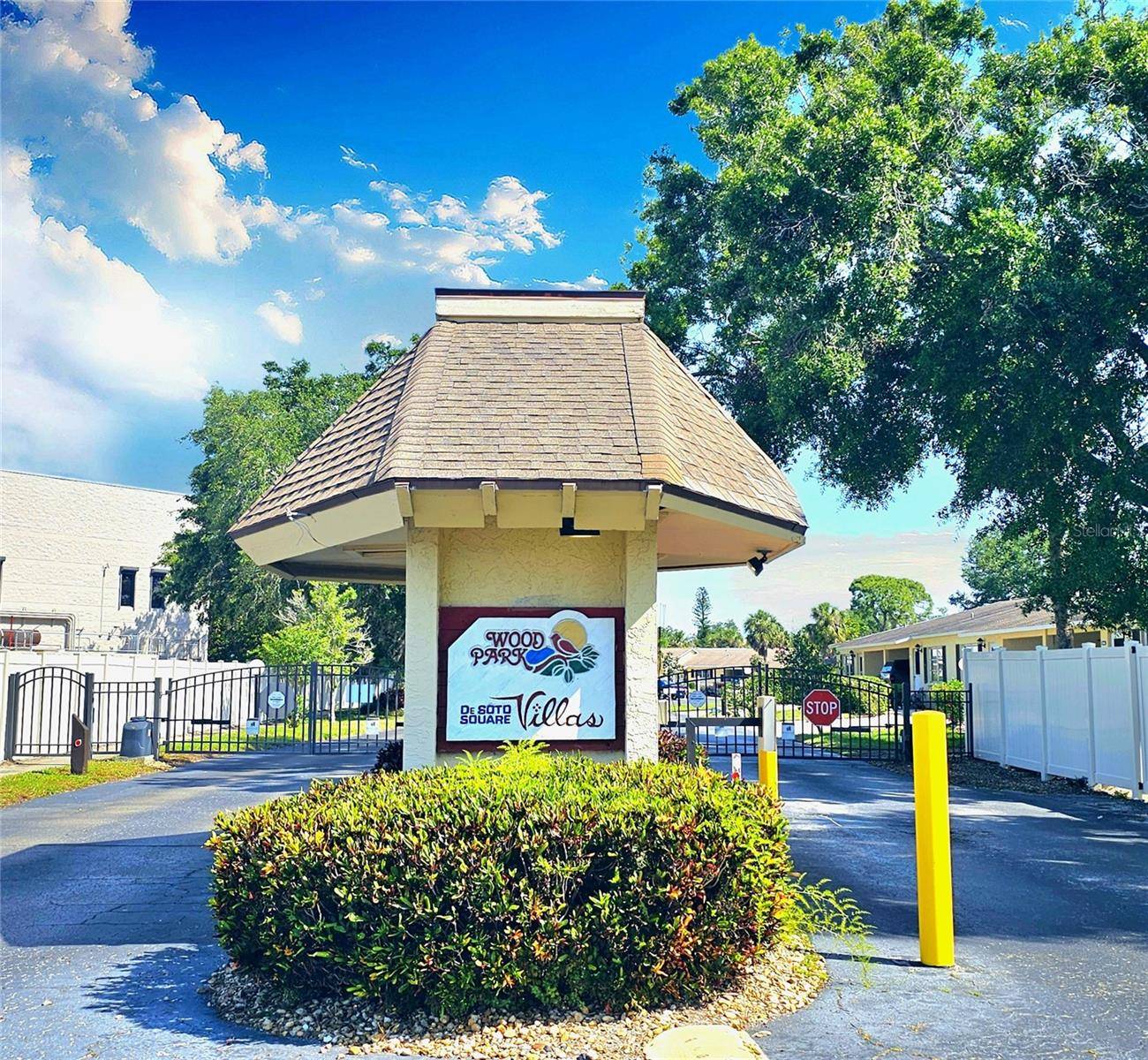 Bradenton, FL 34205,390 301 BLVD W #5B