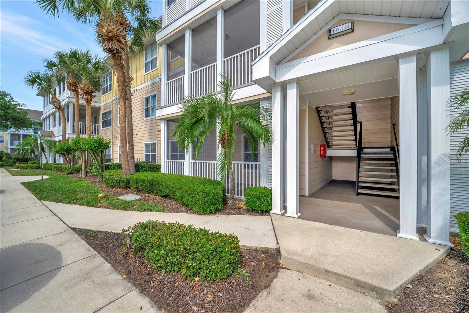 Bradenton, FL 34210,4802 51ST ST W #107